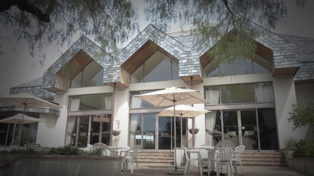 Black Mountain Leisure And Conference Hotel Groothoek Esterno foto
