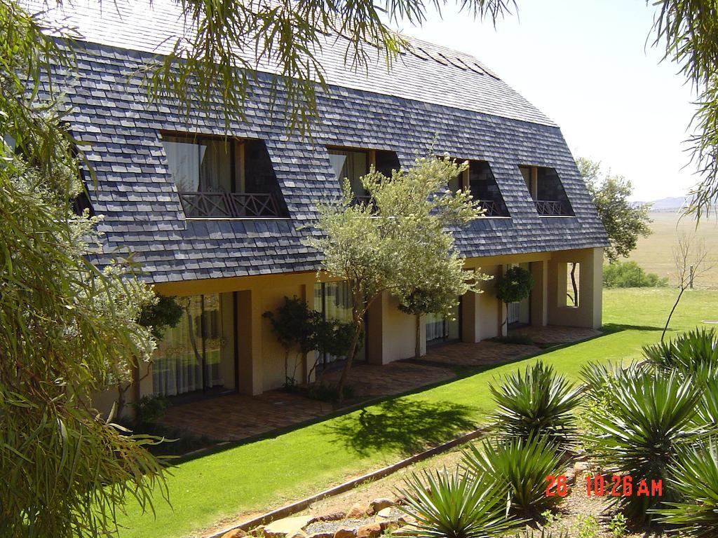 Black Mountain Leisure And Conference Hotel Groothoek Esterno foto