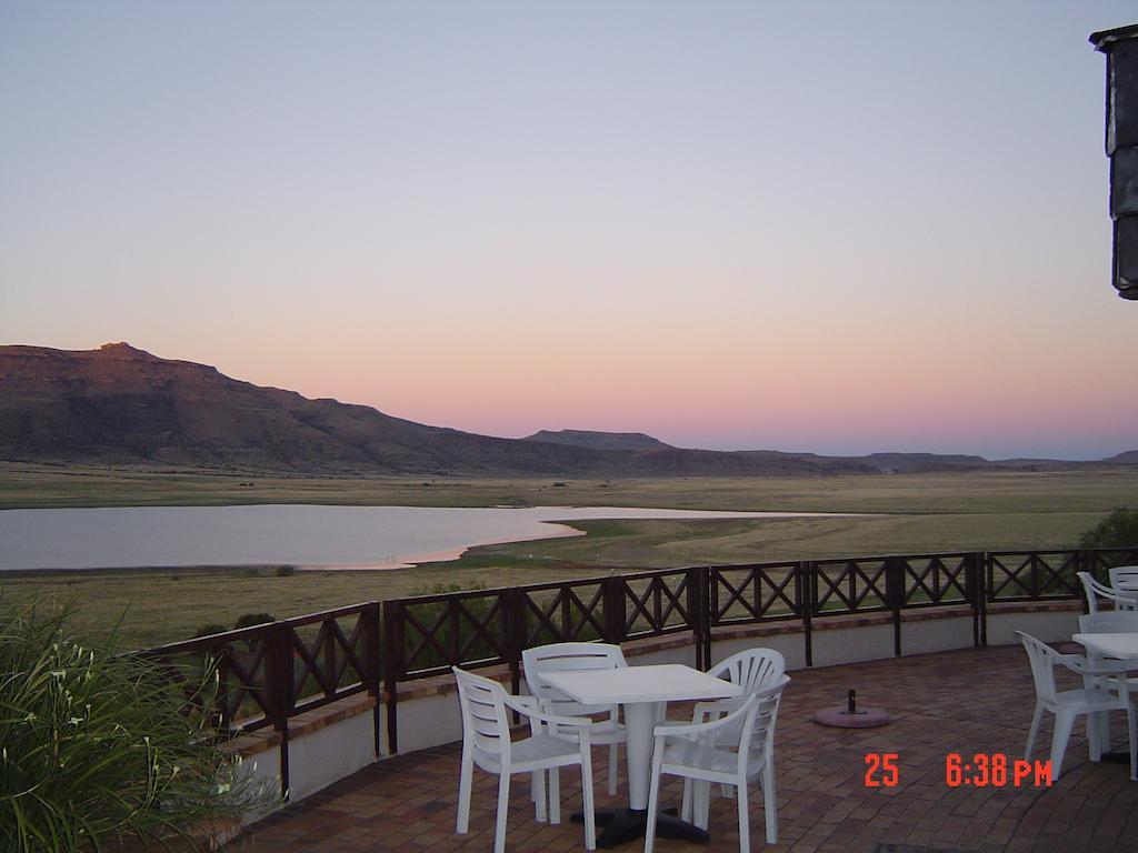Black Mountain Leisure And Conference Hotel Groothoek Esterno foto